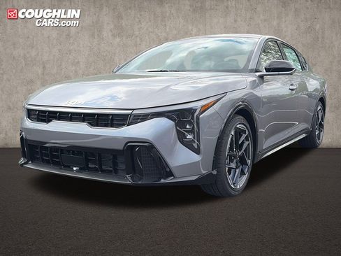 New 2026 Kia K4 GT-Line w/ GT-Line Premium Package FWD image 3