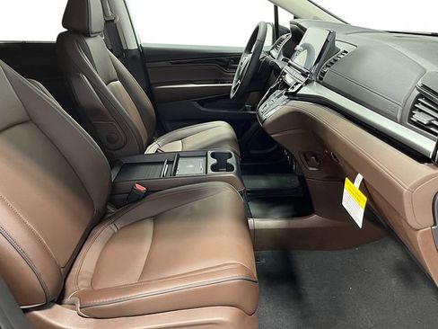 New 2026 Honda Odyssey Touring image 30