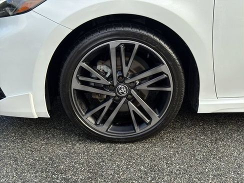 Used 2025 Toyota Camry XSE AWD/4WD image 10