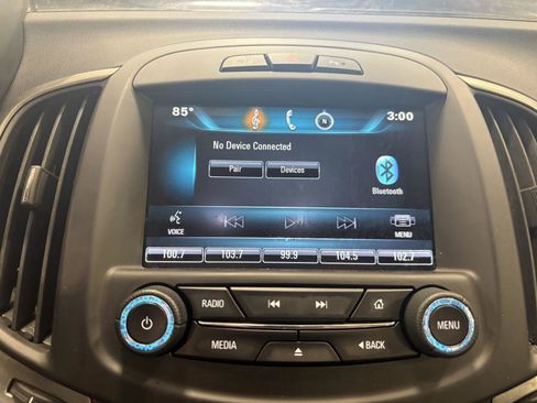Used 2015 Buick LaCrosse Premium w/ Driver Confidence Package #1 FWD image 17