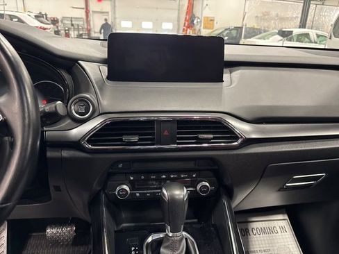 Used 2023 MAZDA CX-9 Carbon Edition image 25