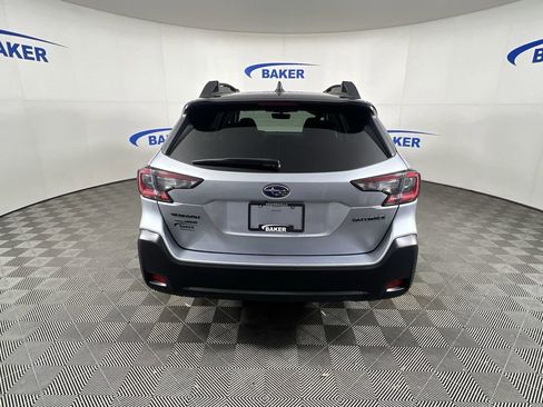 Used 2025 Subaru Outback Onyx Edition AWD/4WD image 8