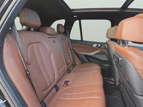 Used 2019 BMW X5 xDrive40i w/ Premium Package 2 image 11
