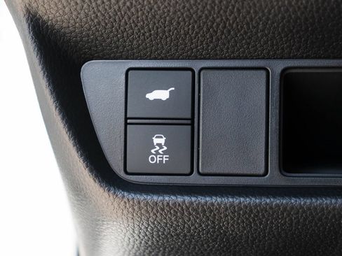 Certified 2025 Acura ADX AWD image 29