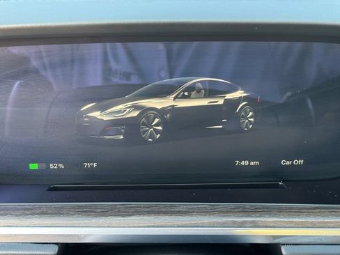 Used 2022 Tesla Model S AWD/4WD image 22