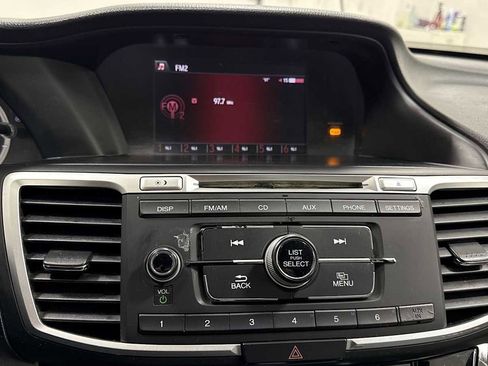 Used 2017 Honda Accord LX image 18