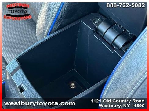 Used 2018 Toyota Corolla SE w/ Carpet Mat Package (TMS) FWD image 33