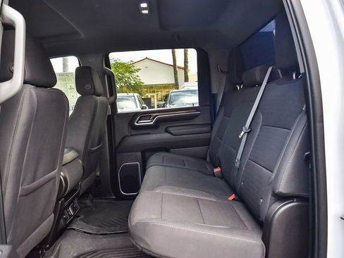 Used 2024 Chevrolet Silverado 2500 LT image 18