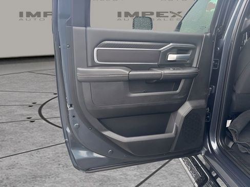Used 2025 RAM 2500 Big Horn AWD/4WD image 27