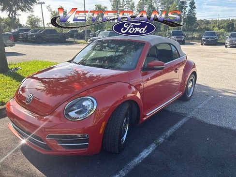 Used 2018 Volkswagen Beetle 2.0T Coast w/ Coast Lighting Package FWD image 1