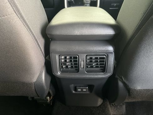 Used 2024 Toyota RAV4 XLE AWD/4WD image 25