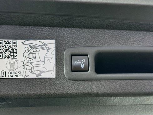 Certified 2024 Toyota Sienna XLE FWD image 40