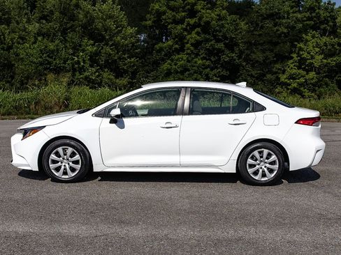 Used 2023 Toyota Corolla LE image 36