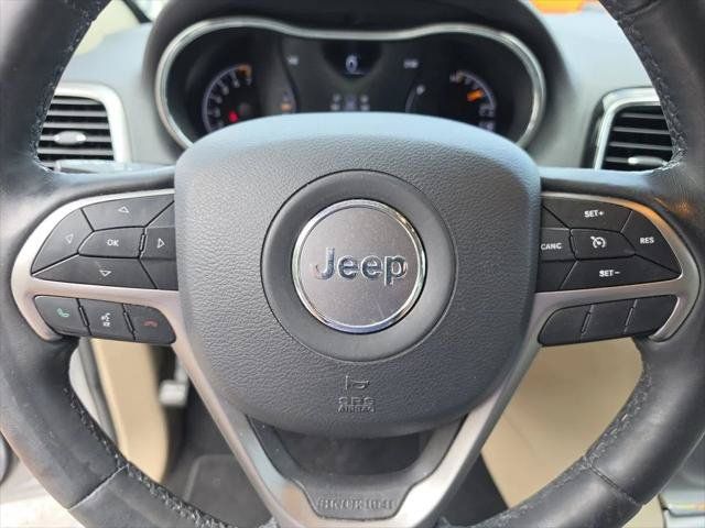 Certified 2020 Jeep Grand Cherokee Limited w/ Luxury Group II AWD/4WD image 33