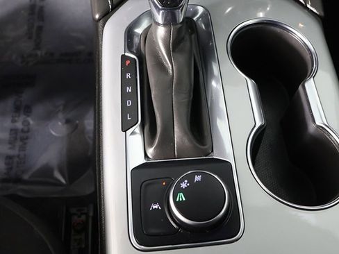 Used 2024 Chevrolet Blazer LT w/ Convenience Package image 43