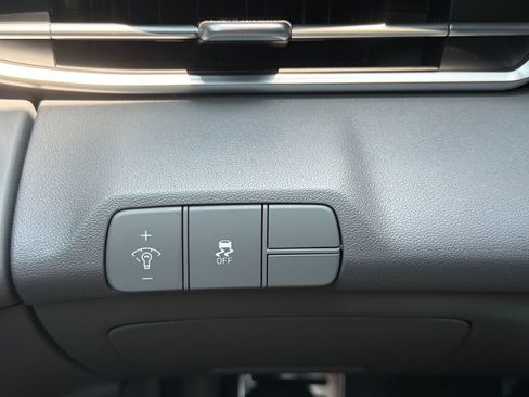 New 2026 Hyundai Elantra Sport FWD image 28