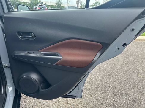 Used 2023 Nissan Kicks SR FWD image 22