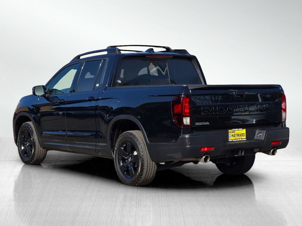 Used 2025 Honda Ridgeline Black Edition image 7