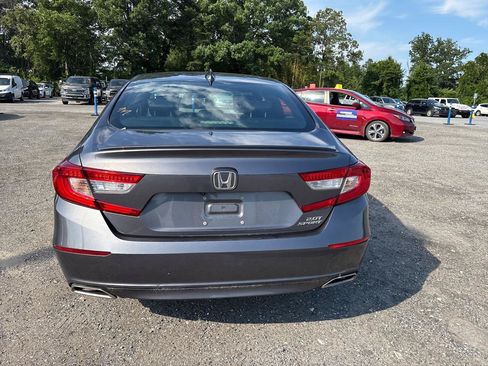 Used 2019 Honda Accord Sport image 4