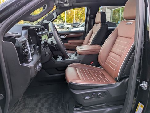 Used 2025 GMC Sierra 1500 Denali Ultimate image 26