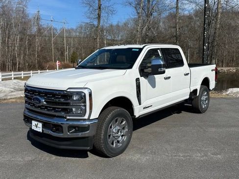 New 2026 Ford F350 Lariat w/ Lariat Ultimate Package image 2