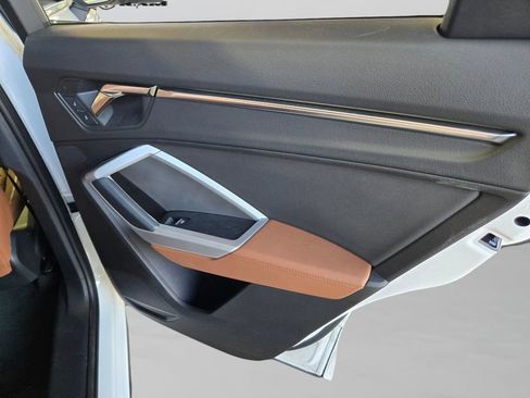 Used 2022 Audi Q3 2.0T Premium Plus image 32