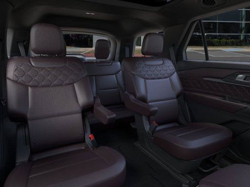 New 2026 Ford Explorer Platinum w/ LUX Leather Package AWD/4WD image 11