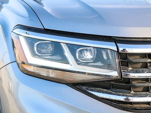 Used 2022 Volkswagen Atlas SE image 4