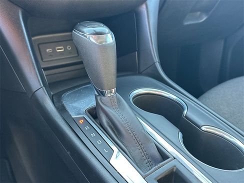 Used 2019 Chevrolet Equinox LT image 31