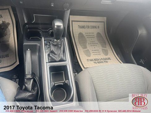 Used 2017 Toyota Tacoma 4X4 Double Cab image 17