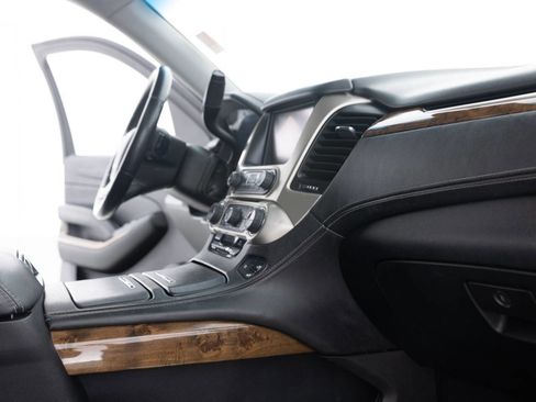 Used 2016 GMC Yukon XL Denali w/ Open Road Package image 31