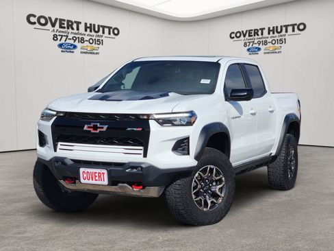 Used 2026 Chevrolet Colorado ZR2 w/ Technology Package AWD/4WD image 1