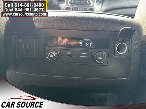 Used 2017 Chevrolet Tahoe LT image 31