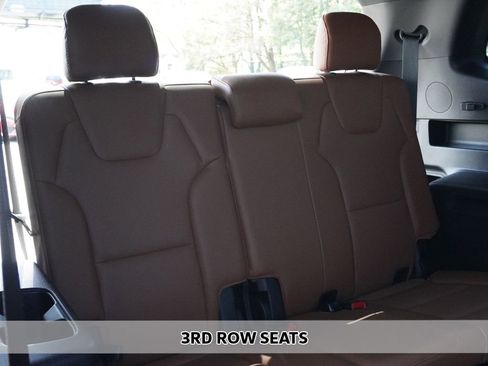 Used 2025 Kia Telluride EX X-Line image 9