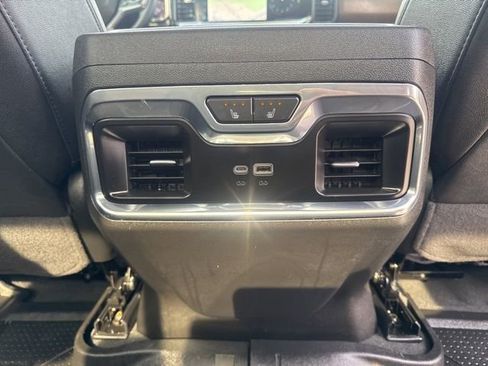 Used 2025 Chevrolet Silverado 1500 High Country w/ High Country Premium Package image 25