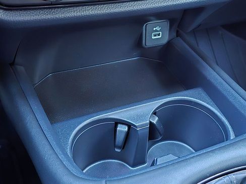 Used 2023 Honda HR-V LX image 26