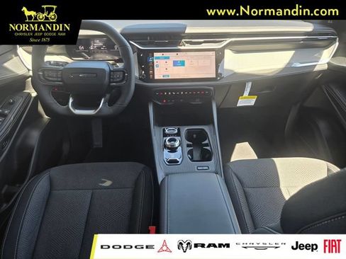 New 2026 Jeep Cherokee Laredo AWD/4WD image 7