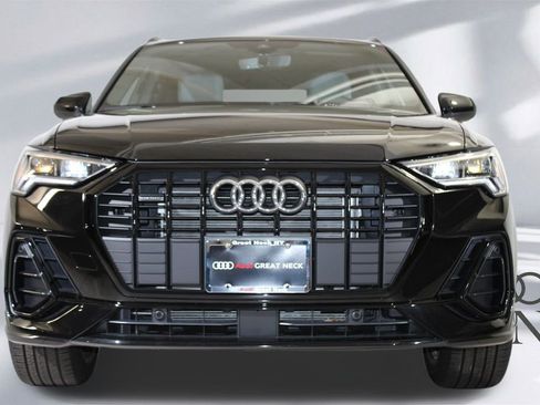 Certified 2025 Audi Q3 2.0T Premium w/ Convenience Package image 26