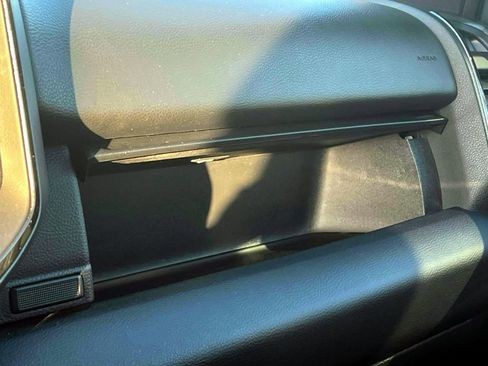 Certified 2023 RAM 1500 Big Horn image 28