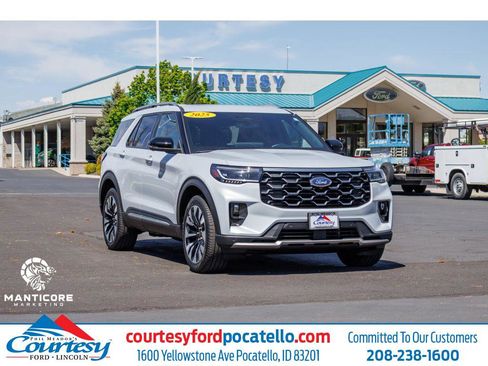 Used 2025 Ford Explorer Platinum w/ LUX Leather Package AWD/4WD image 1