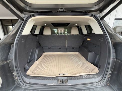 Used 2019 Ford Escape SEL image 20