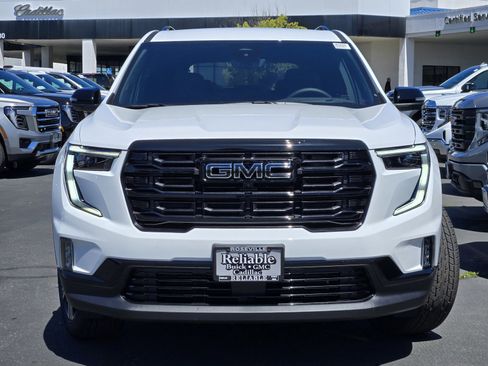 New 2026 GMC Acadia Elevation FWD image 2