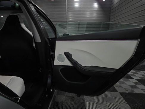 Used 2024 Tesla Model 3 Performance image 21