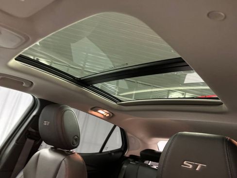 New 2026 Buick Encore GX Sport Touring w/ Advanced Technology Package FWD image 21