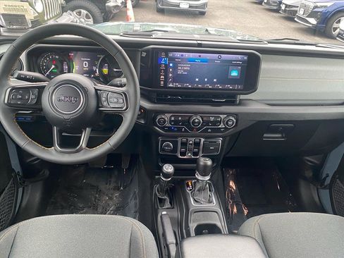 Used 2024 Jeep Wrangler Unlimited w/ Convenience Group AWD/4WD image 13
