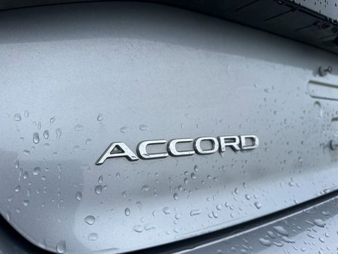 Used 2025 Honda Accord SE image 4