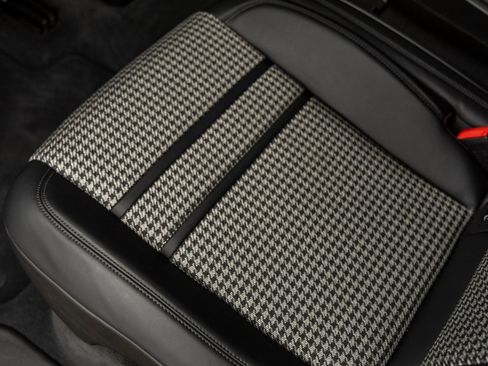 Certified 2020 Porsche Cayenne Turbo image 31