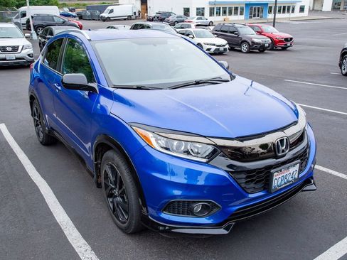 Used 2022 Honda HR-V Sport image 3