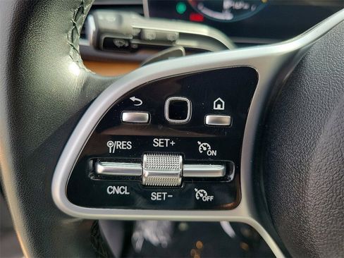 Used 2022 Mercedes-Benz GLS 450 4MATIC image 6