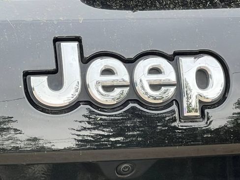 Used 2021 Jeep Grand Cherokee Limited AWD/4WD image 51